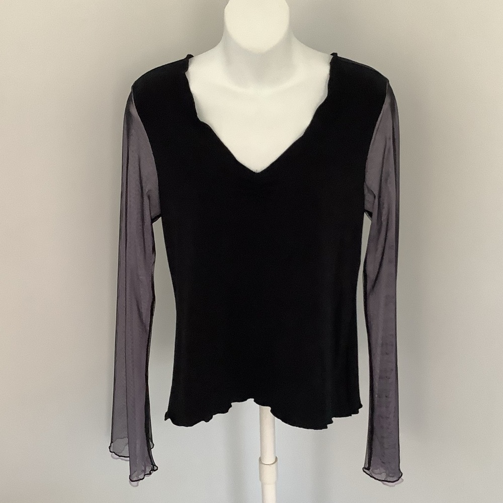NWT Boutique Brand M. Kalan Black Top with Flare Sleeves Sz. L